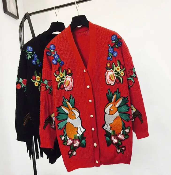 

2019 New Autumn Winter Women's Tiger Head Flower Embroidered Knitted Long Cardigan Sweater Female V Collar Loose Knitted Coat