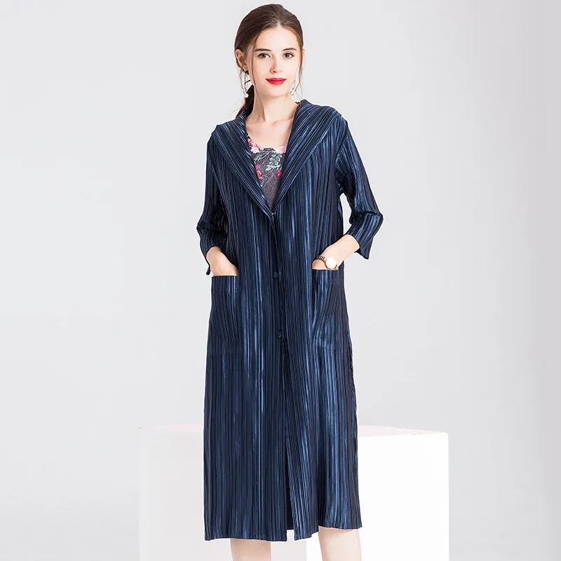 Trench Coat Women Plus Size 2019 Spring Autumn New Stretch Miyake Pleats Solid Color Single Breasted Hooded Long Cardigan Female