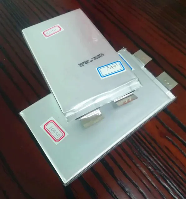 

2psc Original lifepo4 10AH battery cell 10ah 3.2V battery 3.2v 30A long tabs lugs for battery