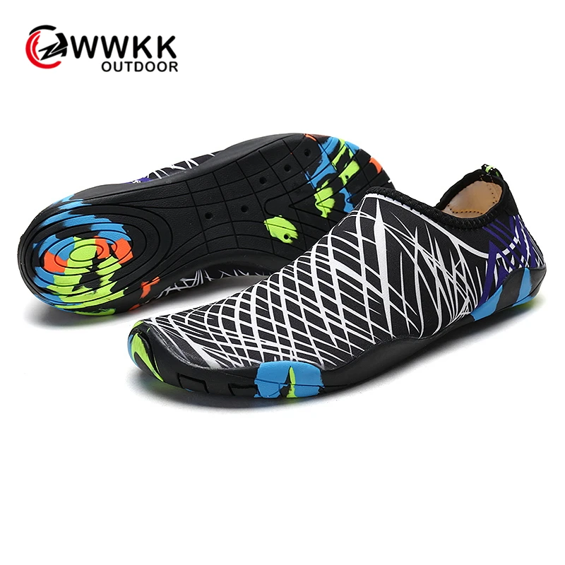 WWKK الصيف أحذية ماء الرجال الشاطئ المنبع أكوا البحر أحذية امرأة مكافحة زلق سريعة الجافة نهر الغوص السباحة تنيس Masculino WWKK الصيف أحذية ماء الرجال الشاطئ المنبع أكوا البحر أحذية امرأة مكافحة زلق سريعة الجافة نهر الغوص السباحة تنيس Masculino