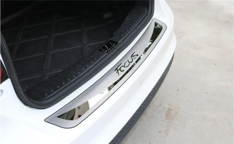 

For Ford Focus MK2 Hatchback Stainless Steel Rear Bumper Trunk Sill Scuff Plate Protection Pedal 2005-2009 2010 2011