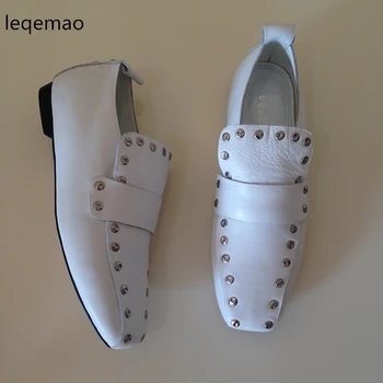 

Fashion Women Flats Comfortable High Quality Rivets Full Genuine Leather Black White Casual Shoes Ladies Brand Loafers 35-40