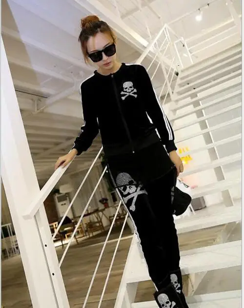 

autumn winter women's leisure zipper Velvet fabric cardigan long-sleeved pants skulls set auger leisure suit drop shipping