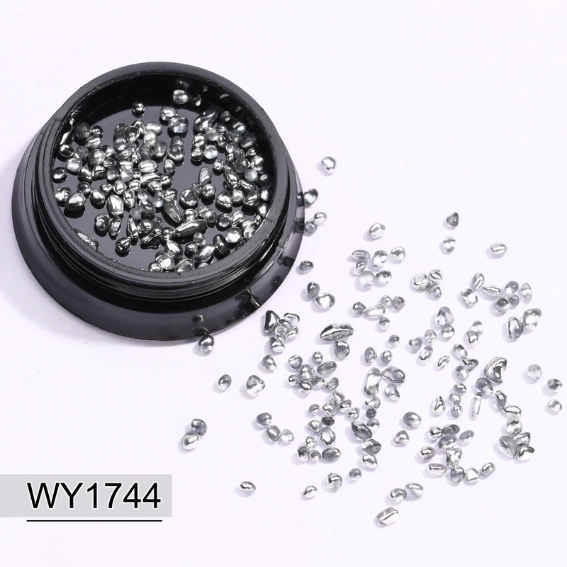 WY1744