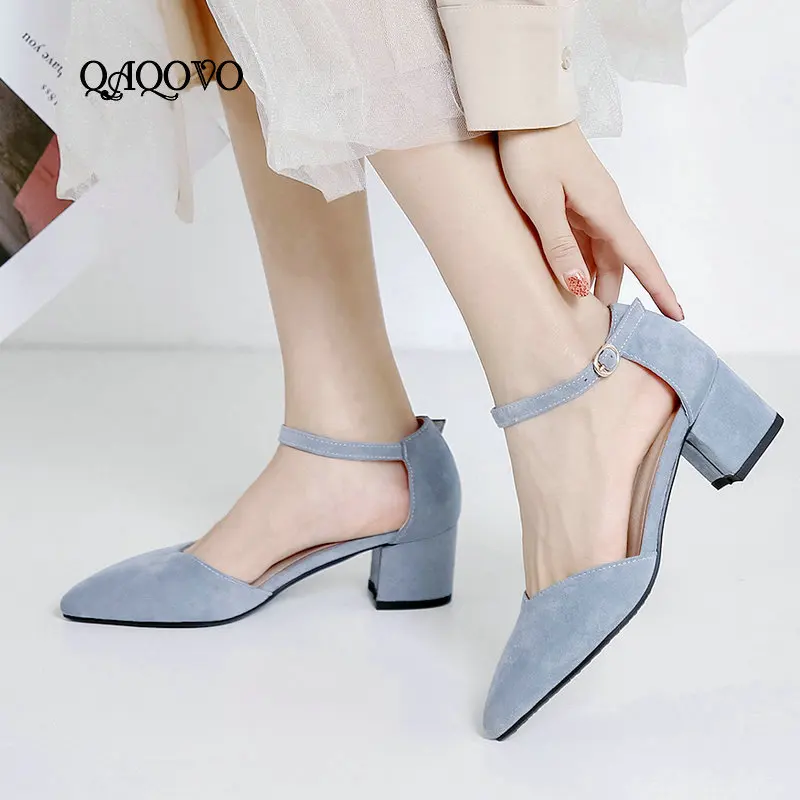 

Woomen Ankle Strap Summer Sandals Flock Square Low Heels Ladies Shoes Buckle Casual Shoes Big Size 34-43