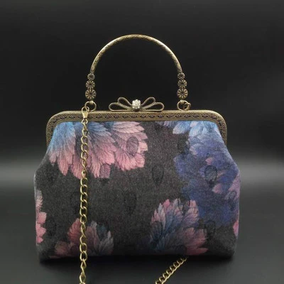 bag with clasp