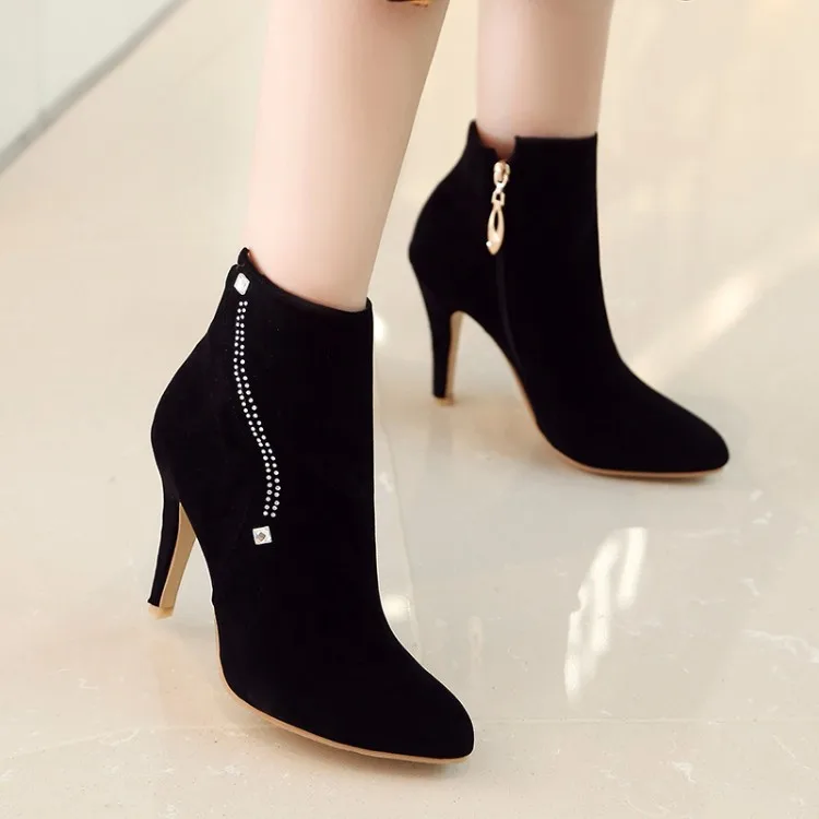 

Big Size 11 12 13 14 15 16 17 Suede round-headed high-heeled short boots side zipper water drill short-barrel fashion boots
