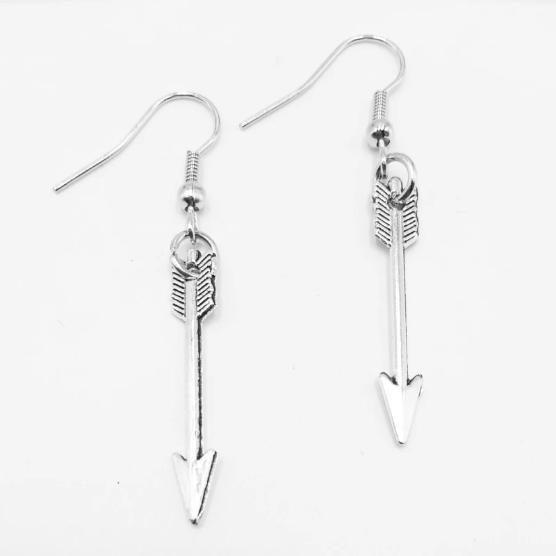 

2019 Pair of Fashion Personality Ladies Earrings Mini Feather Arrow Earrings Silver Handmade Accessories