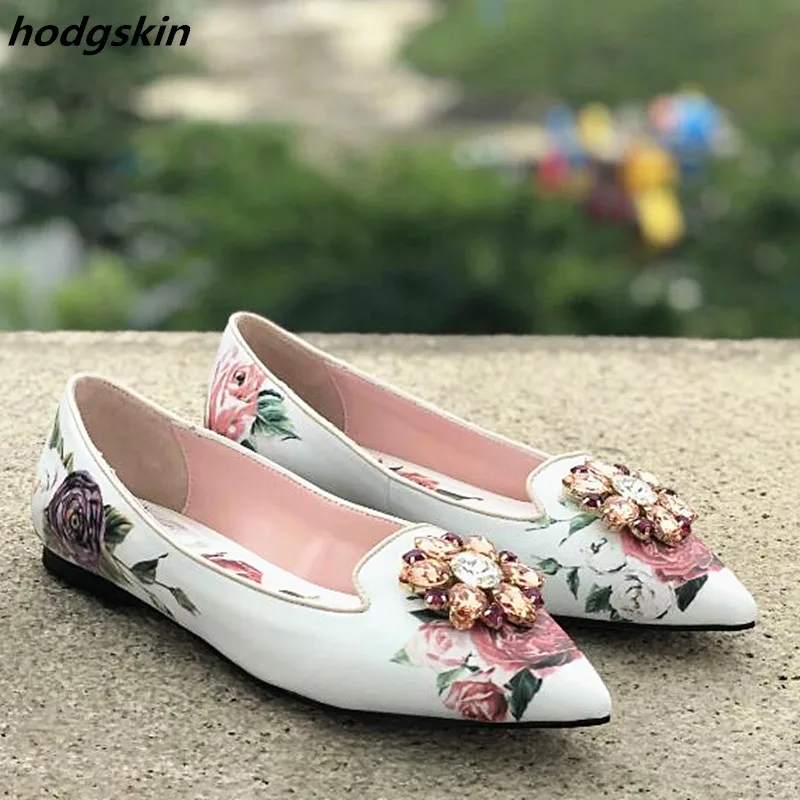 

2019 Hot Chic Black Real Leather Print Soft Leather Flower Crystal Studded Women Shoes Flats Pointed Toe Slip On Shoes Woman 42