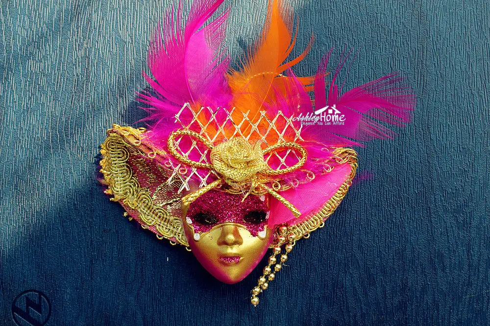 

Italy Carnival of Venice Tourist Souvenir 3D Mask Fridge Magnet Purple Red