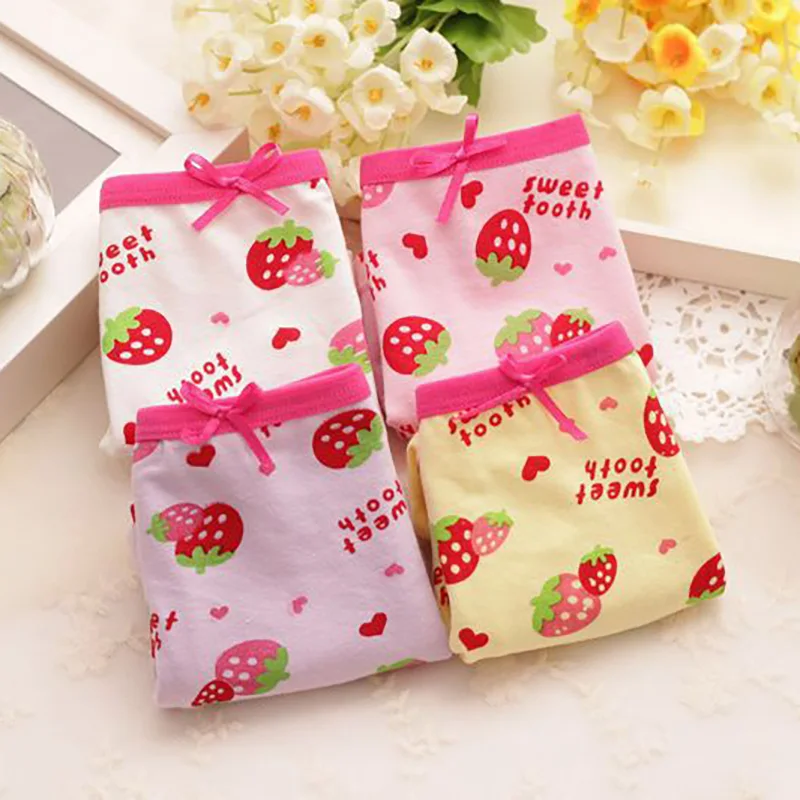 

Bow Girl Boxer Briefs Cute Strawberry Print Girls Panties Cotton Baby Girls Panties Random Colors 2019