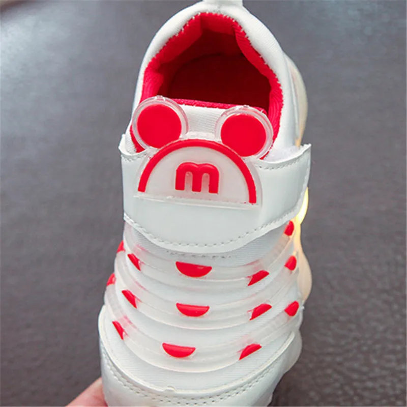 1-8 Years Old Led Shoes Kids 2019 Spring Sneakers For Children Mesh Breathable Children Sneakers Boys Girls Shoes Light