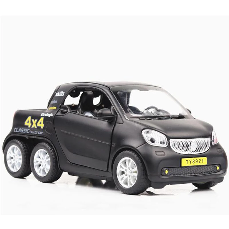 

Simulation 1:32 Pickup Diecast Alloy Toy Car Smart Fortwo 4X4 Vehicle Model Car Pull-Back Toy Kids Gift