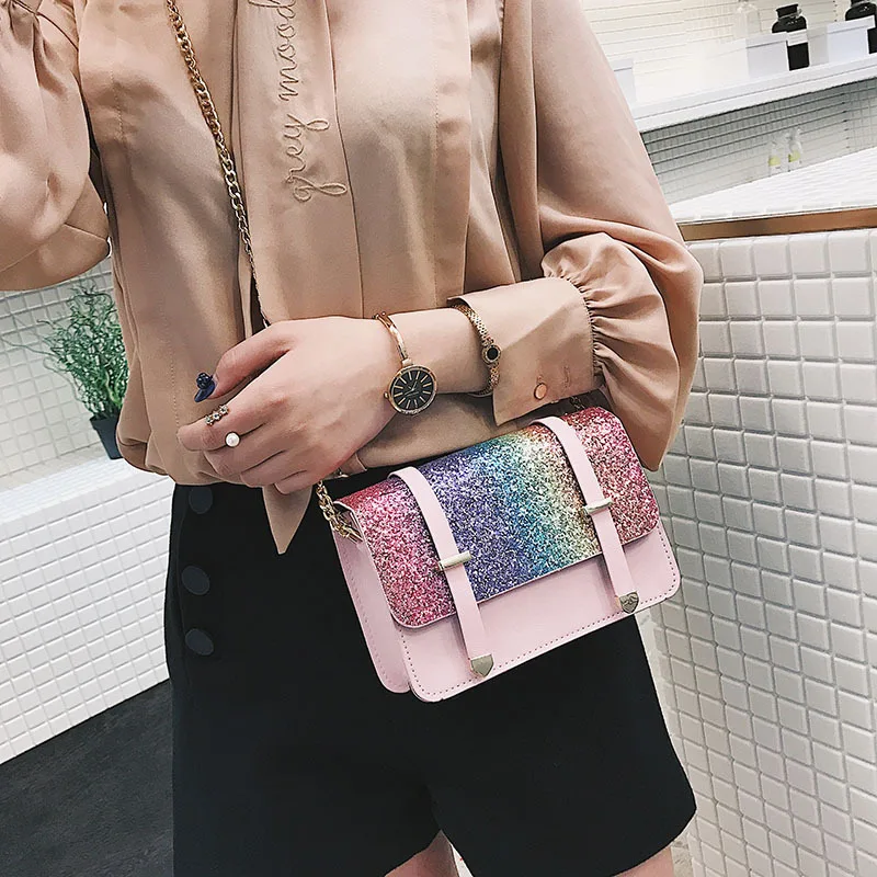 

Fashion Silver Satin Women Shoulder Bags Designer Chain Shiny Diamonds Female Crossbody Bags Small Flap Lady Purses Lady Handbag