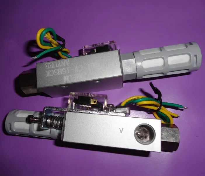 

LCV-15HSCK vacuum generator with silencer and switchable negative pressure switch, Vacuum Pump for lifting/capturing work pieces