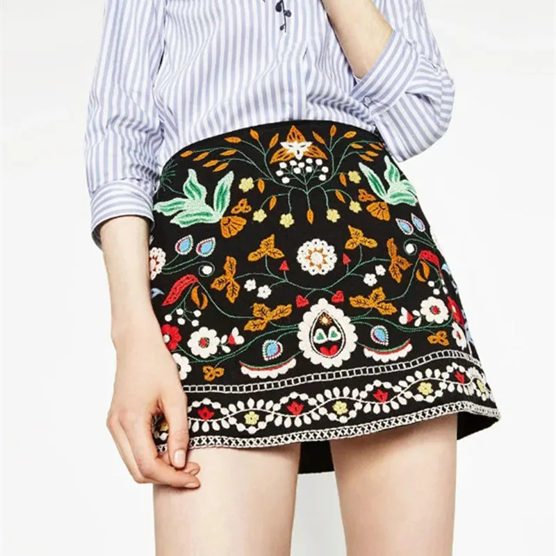 2018 Autumn Bohemia A Line Mini Ethnic Women Short Black Embroidery