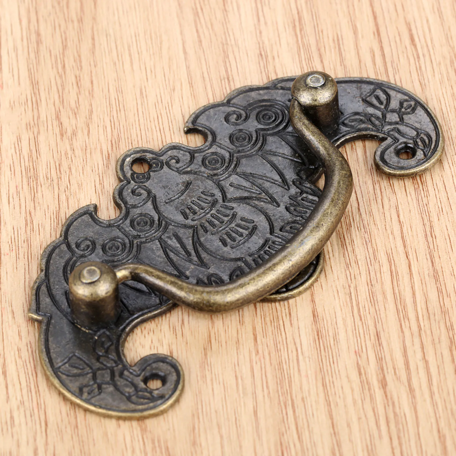 

1Pc Antique Zinc Alloy Bat Pattern Drawer Cabinet Desk Box Door Pull Handle Knob Furniture Bronze Color 95*52mm