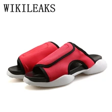 Летние туфли Дизайнерские мужские пляжные сандалии люксовый бренд Гладиатор обувь мужская на плоской платформе шлепанцы Zapatillas Hombre черный красный