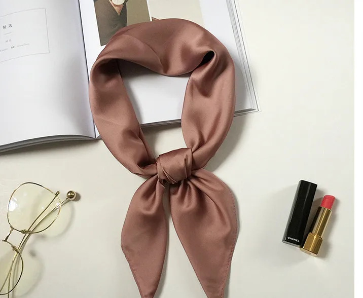Новейший роскошный брендовый САРЖЕВЫЙ ШАРФИК на сумочку, модный женский шелковый шарф, дамский квадратный шарфик, мягкая шаль из пашмины, однотонная бандана - Цвет: CAMEL