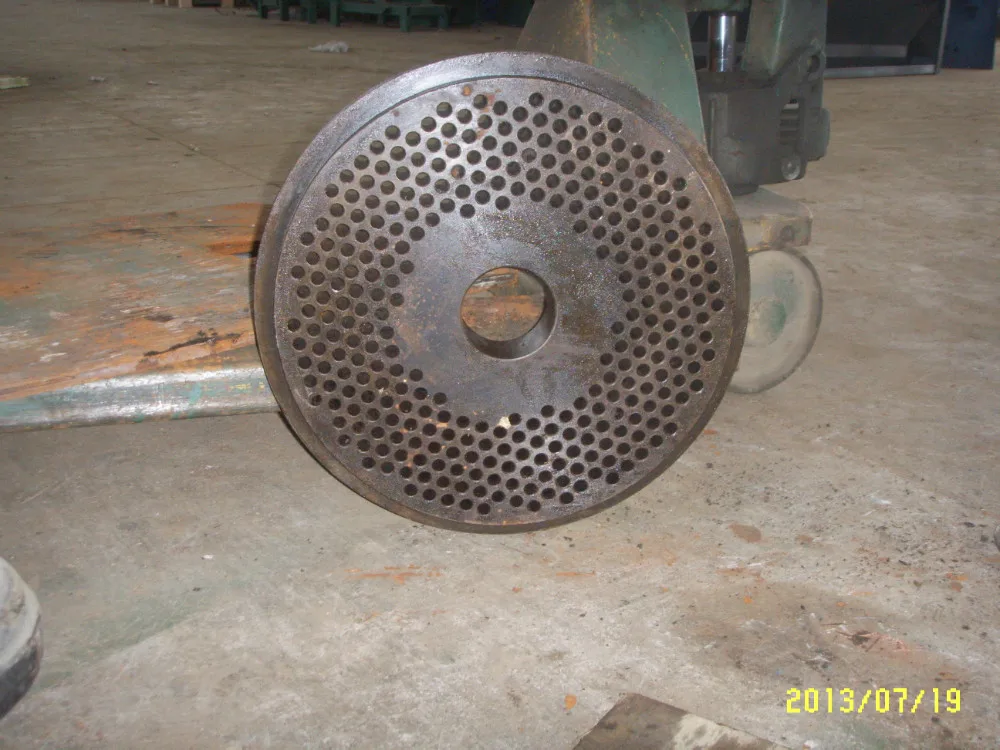 MKL395 flat die pellet mill spare parts --------------- A set of roller and | Инструменты
