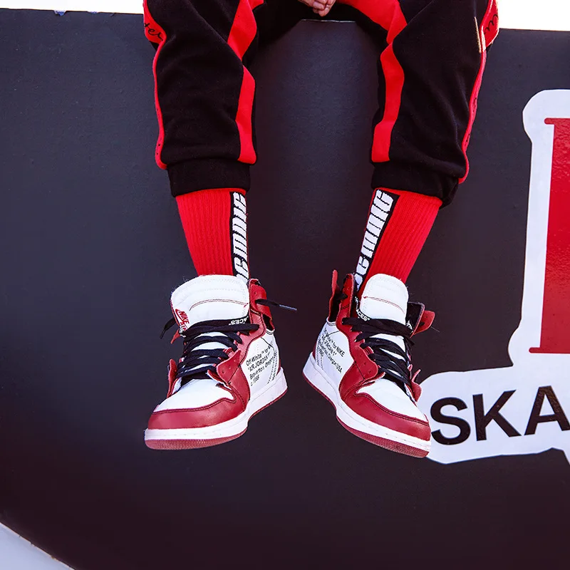 Neue-Mode-Harajuku-M-nner-frauen-Socken-Lange-Crew-hip-hop-Lustige-Skateboard-Socken-pers-nlichkeit (4)