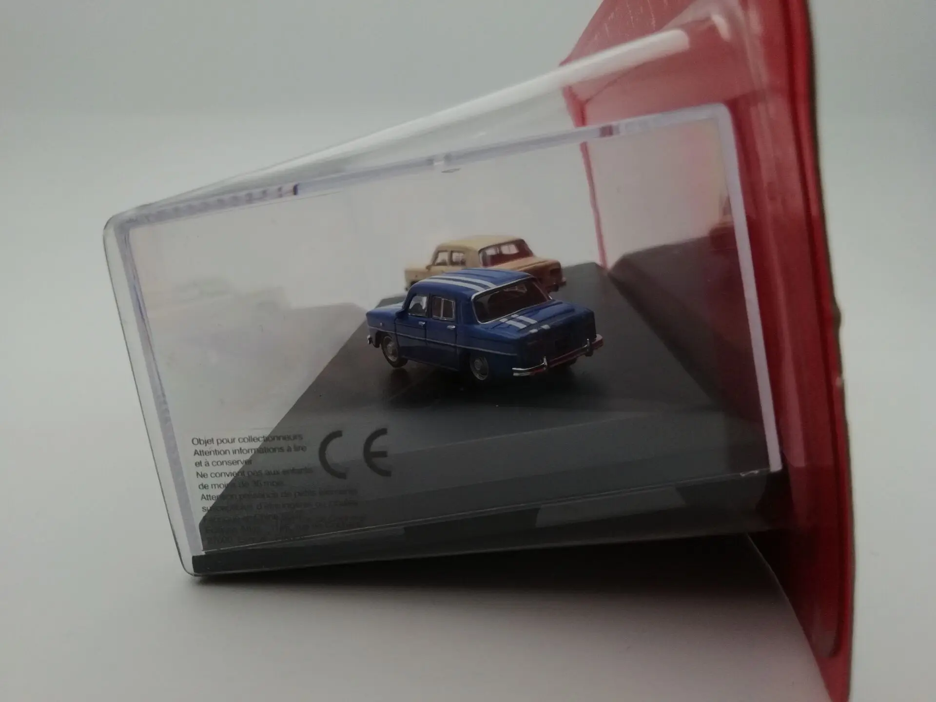 Игрушечный автомобиль UH 1:87 Renault 8 1962 gordi 1966 игрушечный из сплава игрушки для детей