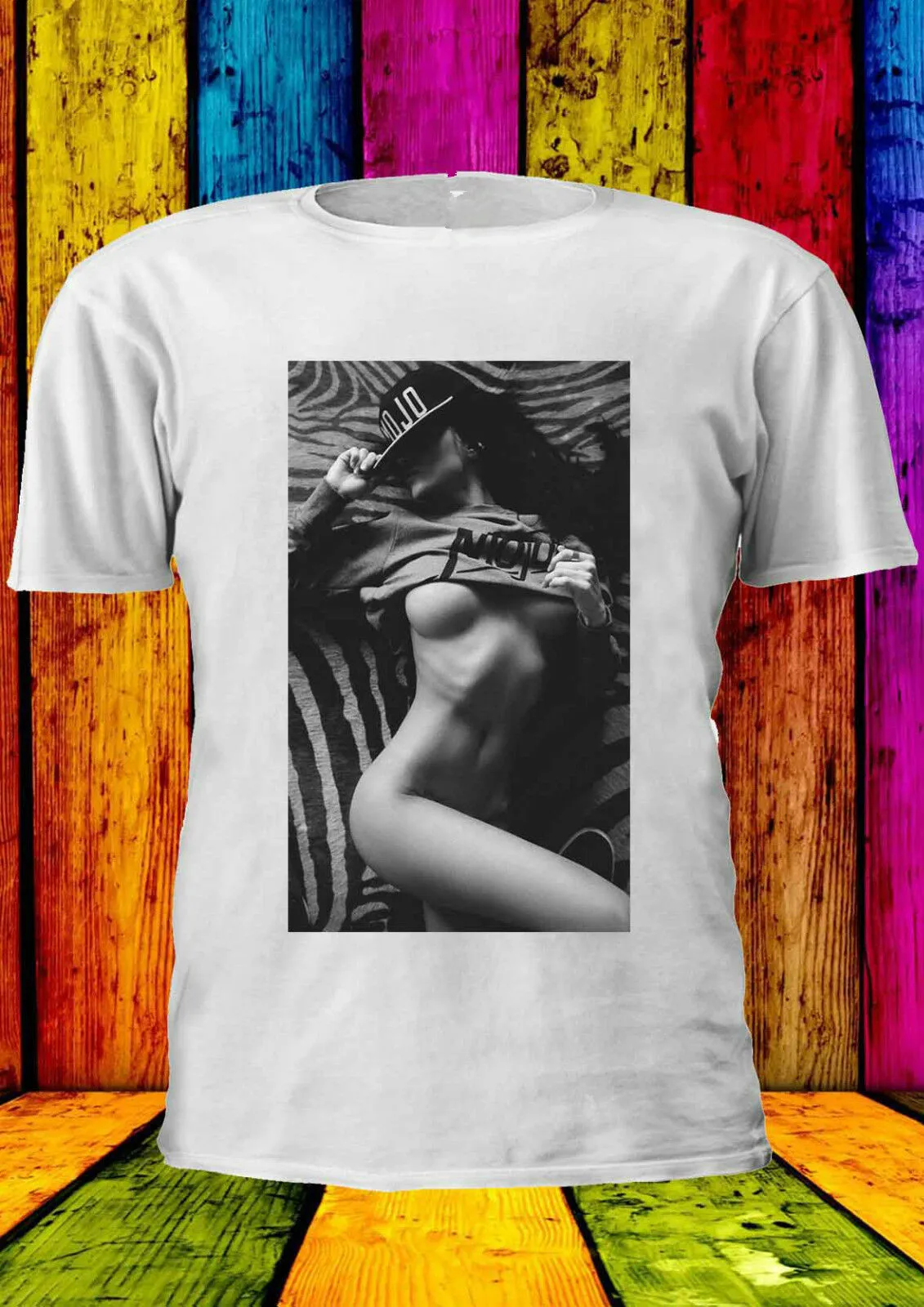 

Sexy Hat Girl Naked On The Bed T-shirt Top Women Tee Gifts Dropshipping
