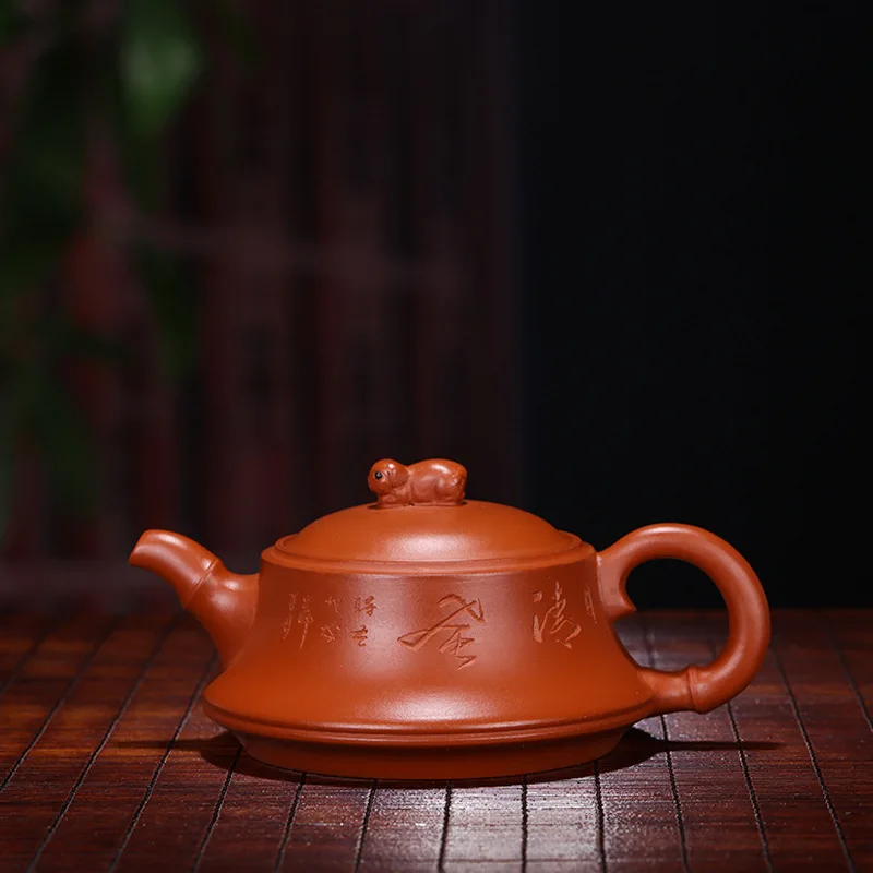 

Yixing Dark-red Enameled Pottery Teapot Famous Full Manual Raw Ore Small Coal Pit Zhu Sha One Pinjon Section Teapot Gift