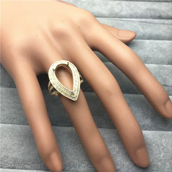 

Pear 10x18mm Solid Yellow Gold Pave Diamond Engagement Semi Mount Ring