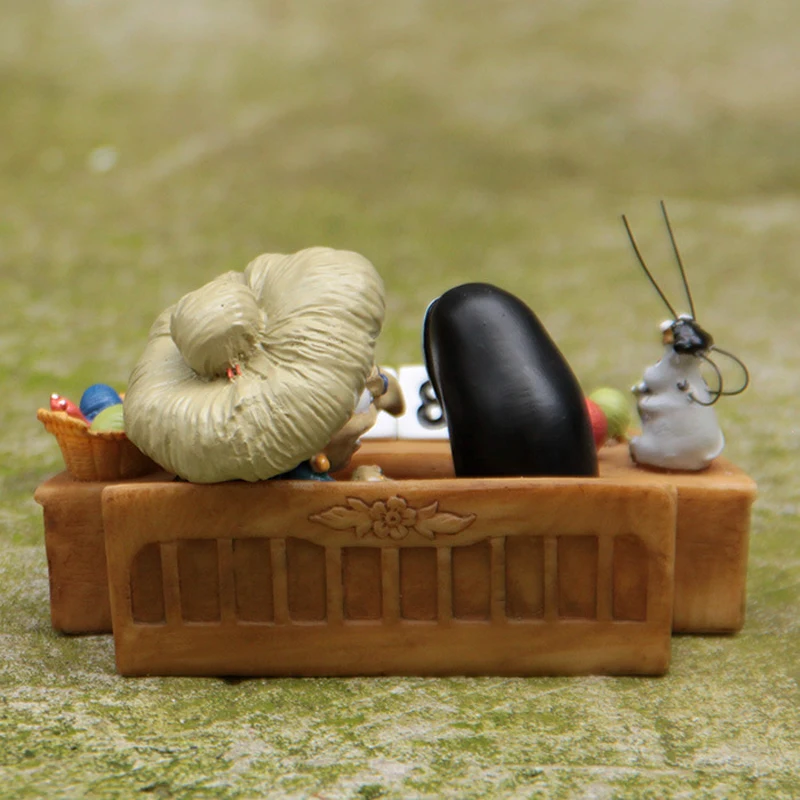 Skup Studio Ghibli Miyazaki Hayao Spirited Away bez twarzy i Yubaba kalendarz pcv Action figurka postaci zabawki krajobraz kolekcja