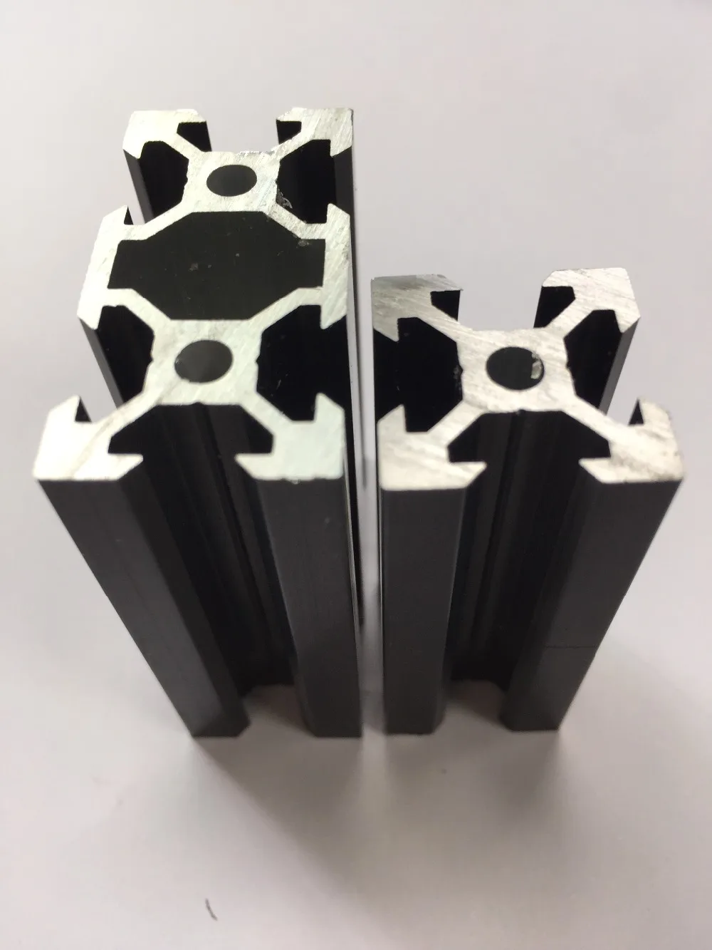 Черный цвет промышленный CNC 3D печатный станок верстак линейный рельс алюминиевый профиль экструзии V слот серии 2040 Черный цвет промышленный CNC 3D печатный станок верстак линейный рельс алюминиевый профиль экструзии V слот серии 2040