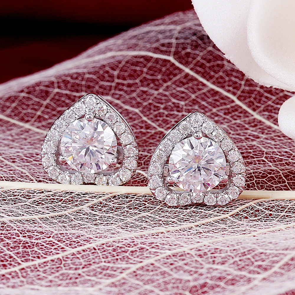 Heart shaped moissanite stud earrings gold (3)