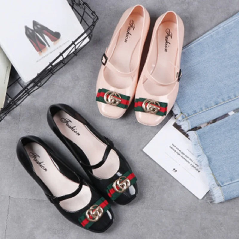 

2018 summer fashion wild student sandals women's flat shoes
