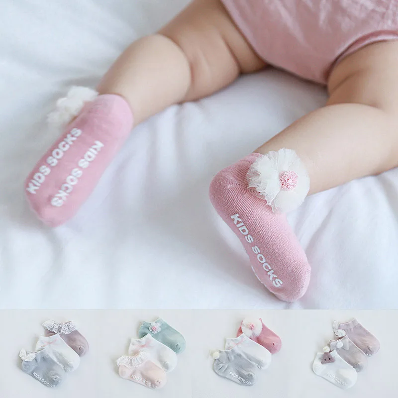 baby socks flowers