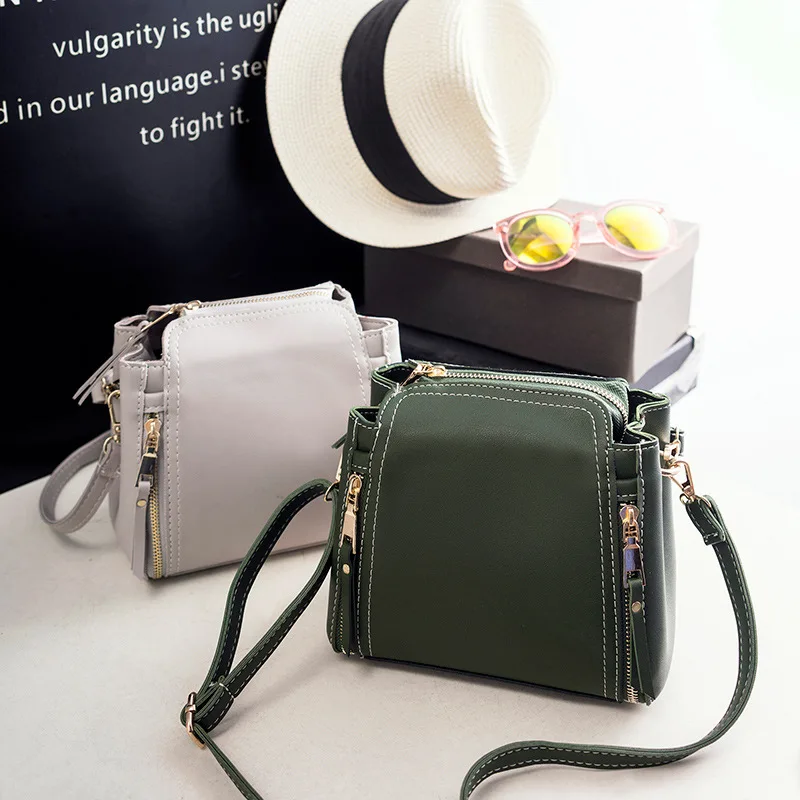 

Women Messenger Bags Woman 2019 Famous Brand Women Fashion Solid Color Cover Lock Shoulder Crossbody Phone beach Princess Bag