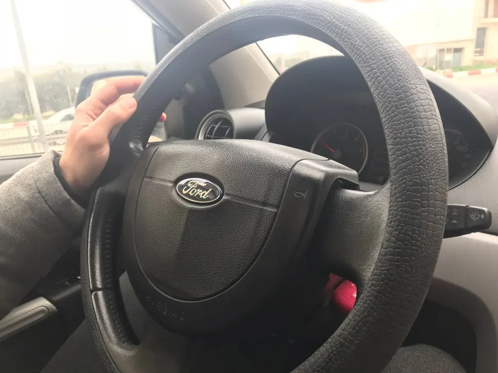 

Car Styling Steering Wheel Cover Sticker For Ford C-MAX Fiesta Focus 2 Fusion Galaxy 2 3 KA+ Mondeo 4 3 Mustang 5 6 Accessories