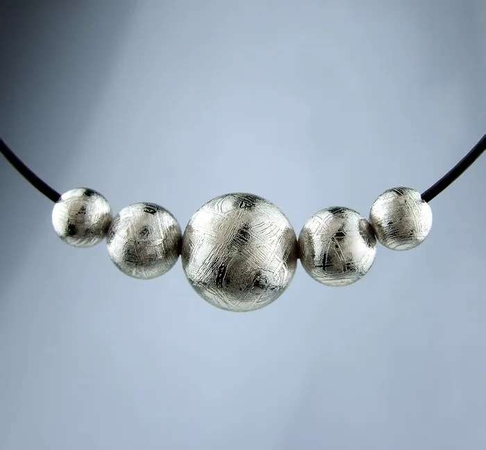 Ожерелье Подвеска из настоящего молдавита Gibeon Железный метеорит драгоценный камень 5 бусин серебряные ювелирные изделия 6-12 мм для женщин