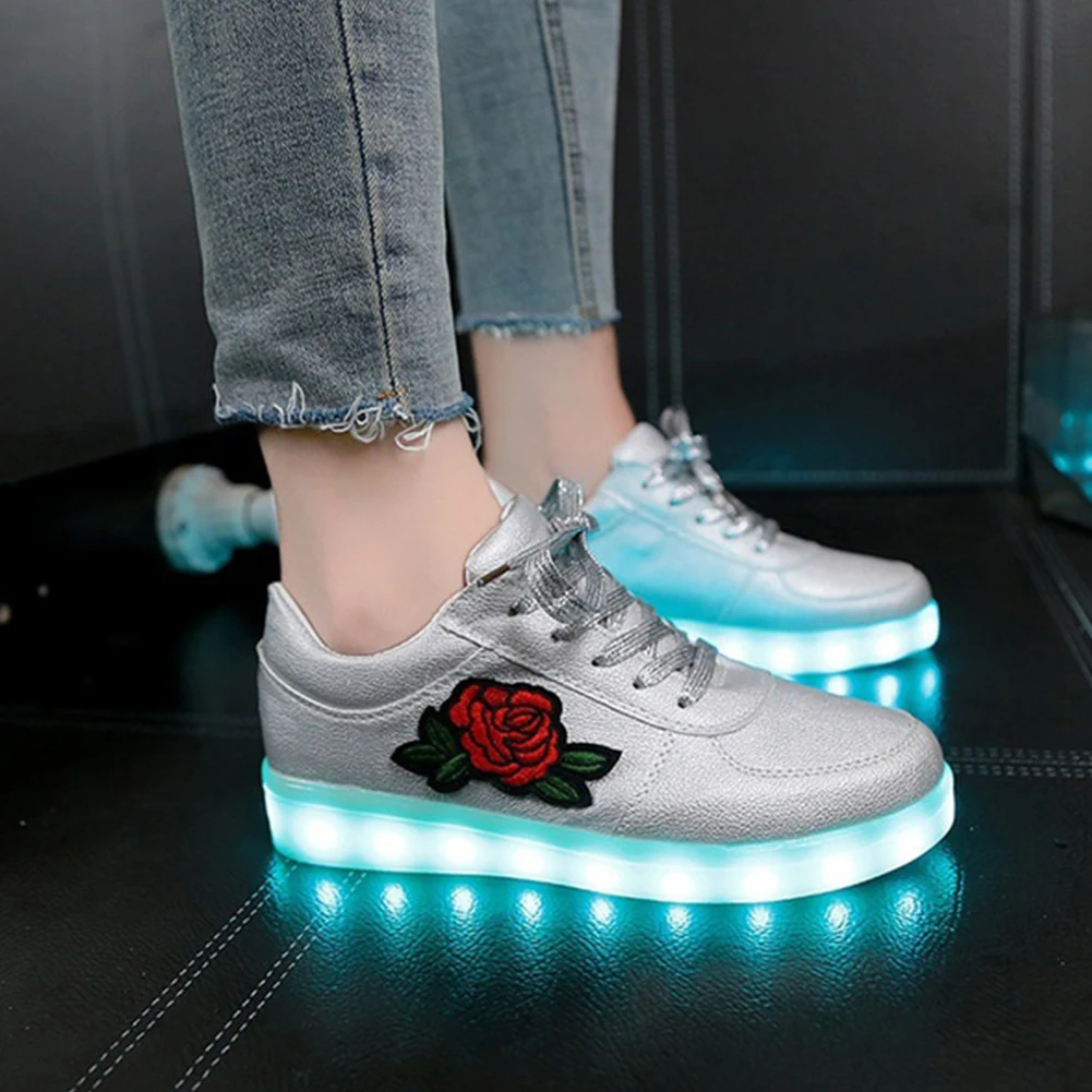 

2019 New Size 26-44 Kids Luminous Sneakers for Girls Boys Women Shoes with Light Led Shoes with Flower Glowing Sneakers