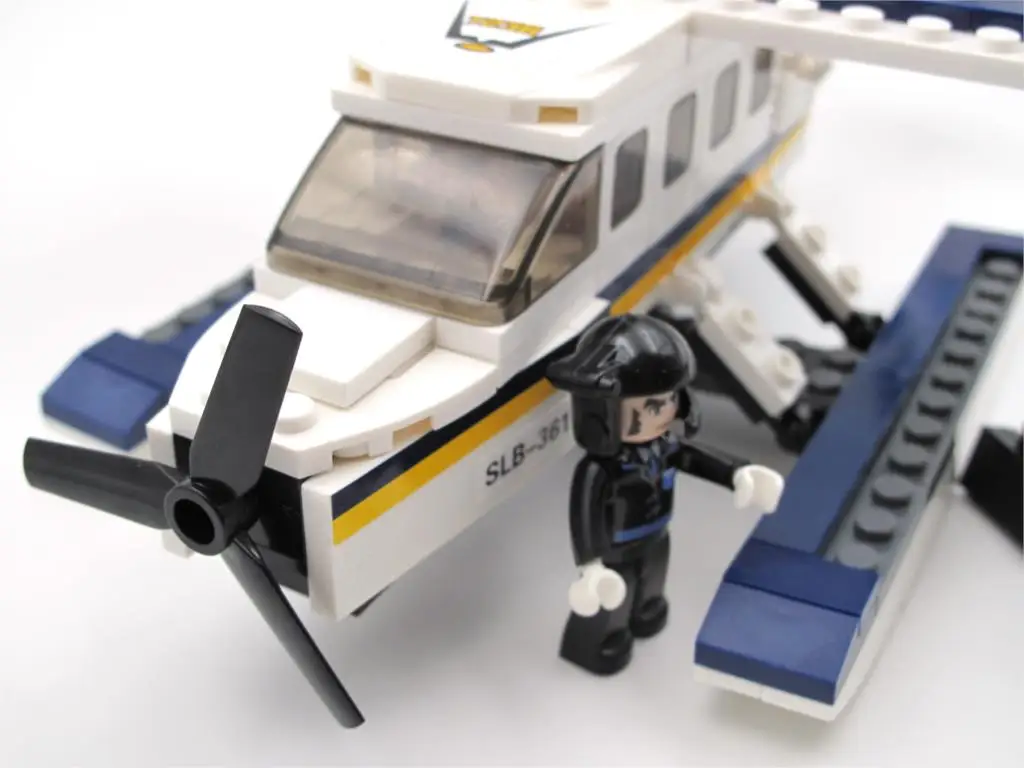 Sluban Model Building Compatible lego Lego B0361 214pcs Model Building Kits Classic Toys Hobbies aircraft airplane Collection Sluban Model Building Compatible lego Lego B0361 214pcs Model Building Kits Classic Toys Hobbies aircraft airplane Collection