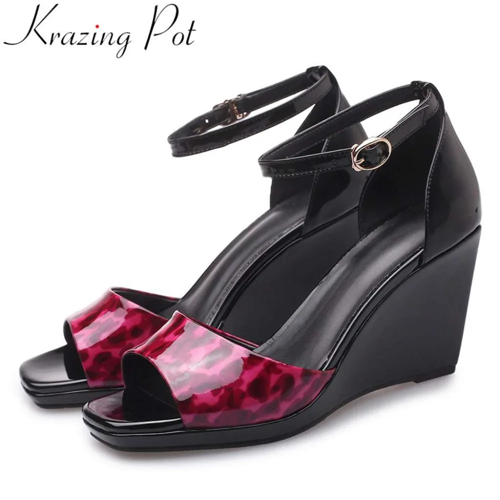 

Krazing Pot cow leather buckle strap peep square toe wedges high bottom fashion runway women sandals superstars party shoes L1f5