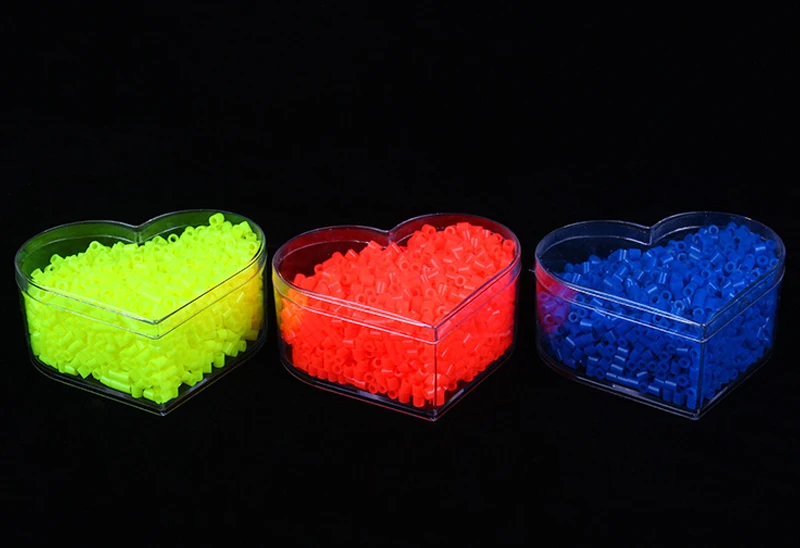 1 компл. около 13000 шт. 24 цвета Бусины 2.6 мм Бусины DIY Творческий Паззлы Tangram головоломки доска Развивающие детские kid Игрушка