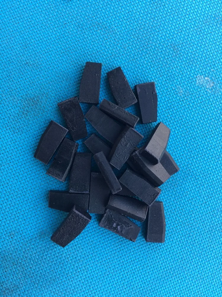 

1pcs of HOT SELLING New ID46 Transponder Chip For Hyundai COUPE ELANTRA GETZ SONATA TUCSON transponder key case blank