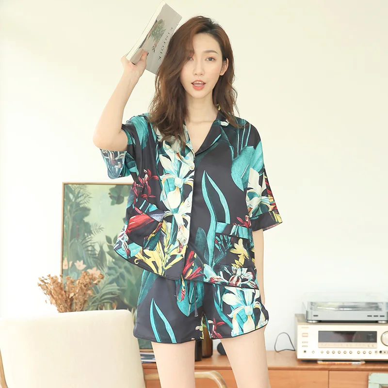

Summer Short Sleeve 2-piece Sleepwear Ice Silk Shorts Korean Pyjamas Women Printing Pajamas Turn-down Collar Home Clothes Pj Set