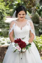 

Women 1.5m Wedding Veils Lace Appliques Tulle Bridal Veils with Comb