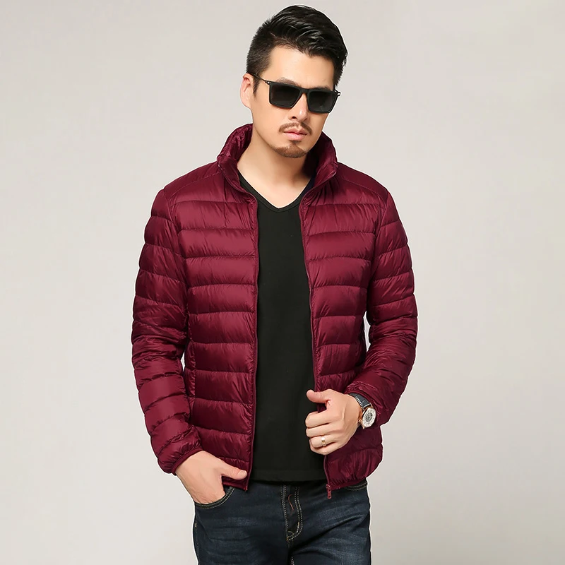 Мужская Легкая стеганая куртка, зимняя, 7 цветов, Классическая, повседневная, со стоячим воротником, белая, на утином пуху, компактно складывающаяся куртка, Мужская брендовая одежда - Цвет: Wine Red
