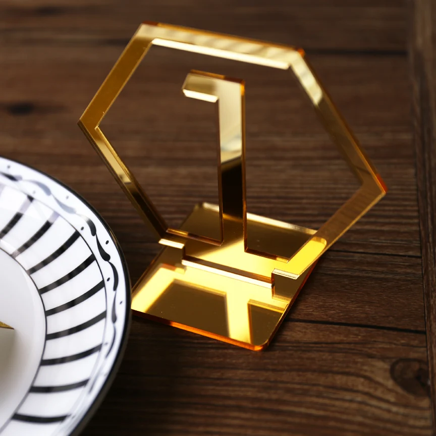 Acrylic-Gold-Geometric-table-numbers-wedding-Hexagon-Table-Numbers-Boho-Centerpiece-Table-Decor-mirror-gold-table (1)