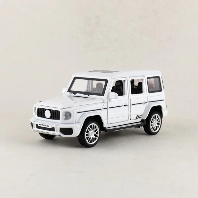 1:32 Масштаб/литая модель игрушечного автомобиля/G63 AMG SUV спортивный автомобиль/звук и светильник/оттягивание/образовательная Коллекция/подарок для детей