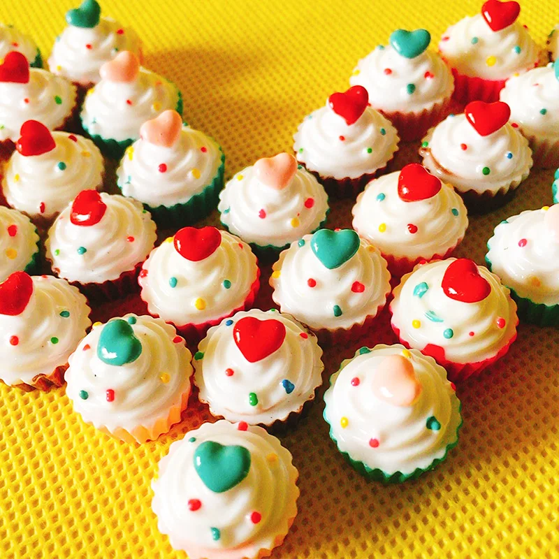 

10 pcs cup cake/desserts/cream cakes/miniatures food/ cute/fairy garden gnome/moss terrarium decor/bonsai/figurine/doll house