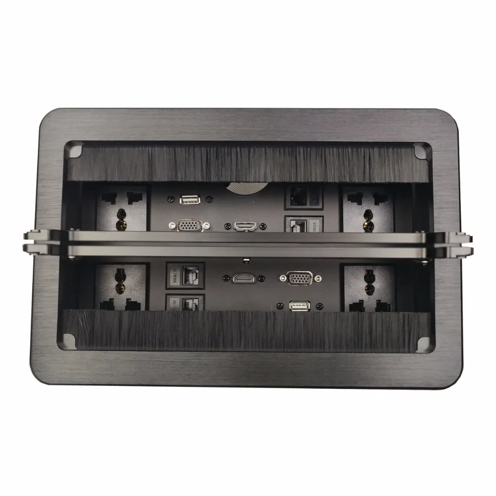 black desktop socket4