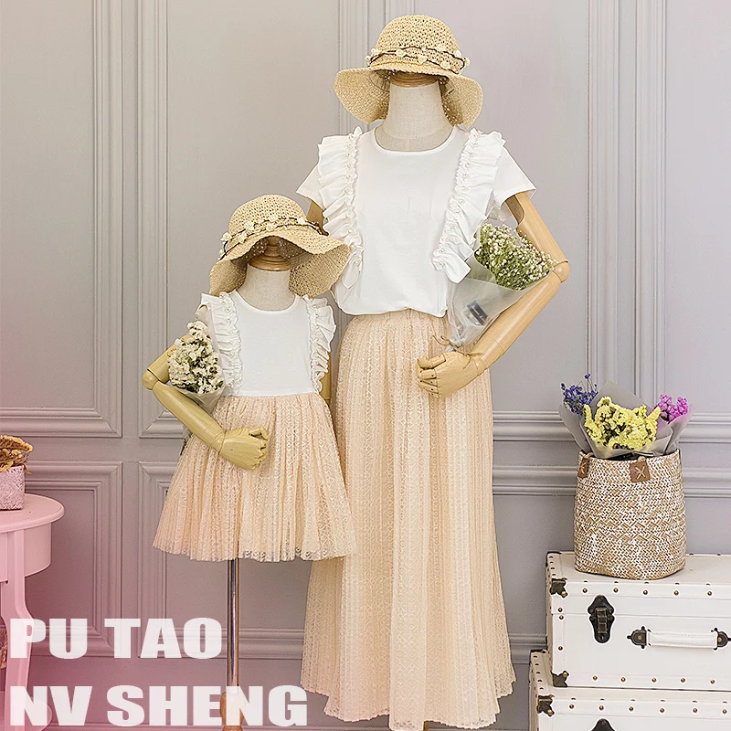 Одинаковые комплекты для семьи платья для мамы и дочки футболка для девочек+ кружевная юбка средней длины, платье Одежда для мамы и дочки Летний стиль - Цвет: 1